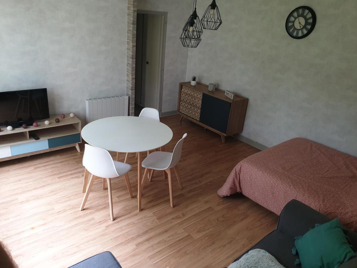Appartement, Verdun , Proche Centre Ville ภายนอก รูปภาพ
